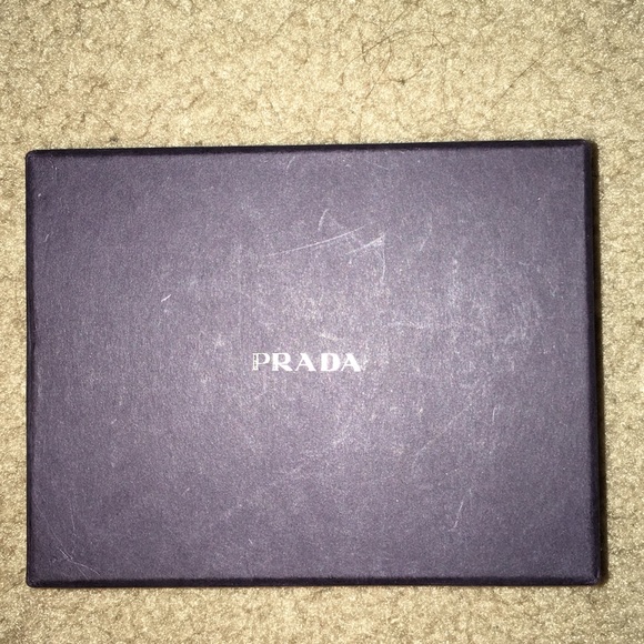 Prada coin purse - Picture 4 of 5